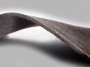 400250